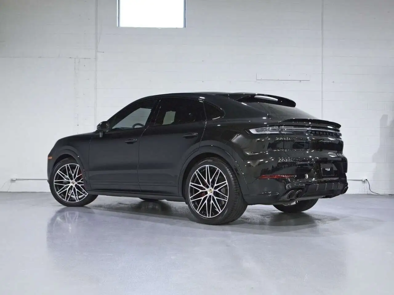 2025 Porsche Cayenne GTS