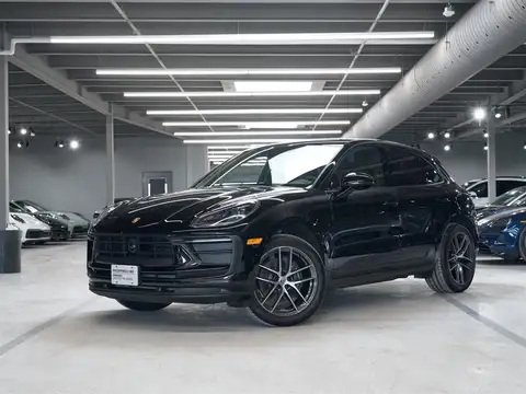 Porsche Macan Base