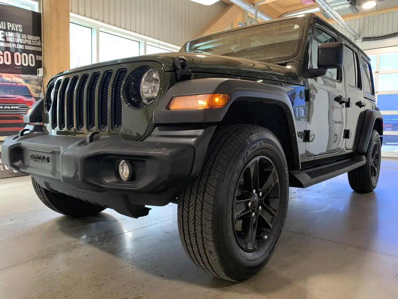 2023 Jeep Wrangler Sport Altitude