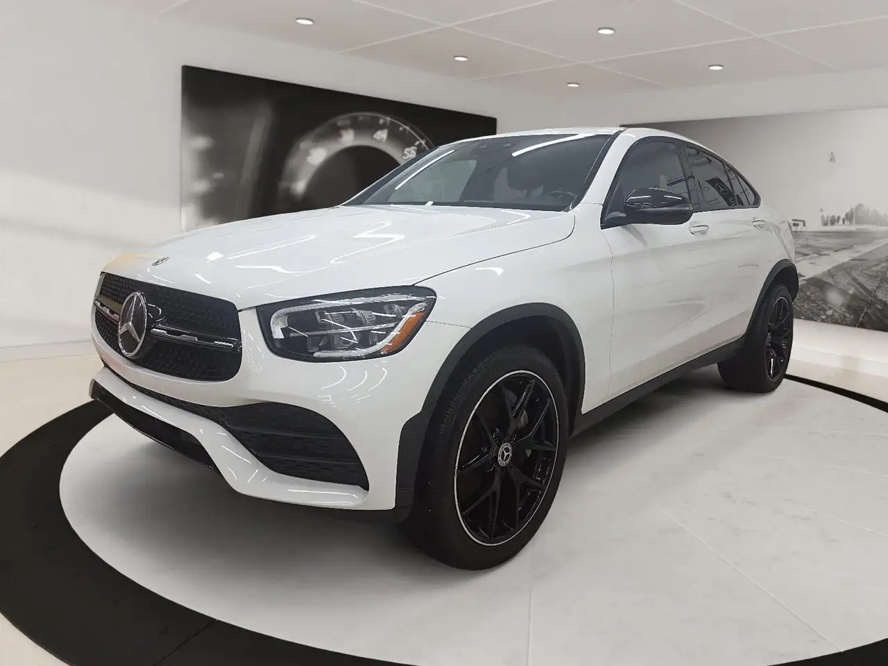 2023 Mercedes-Benz GLC 300