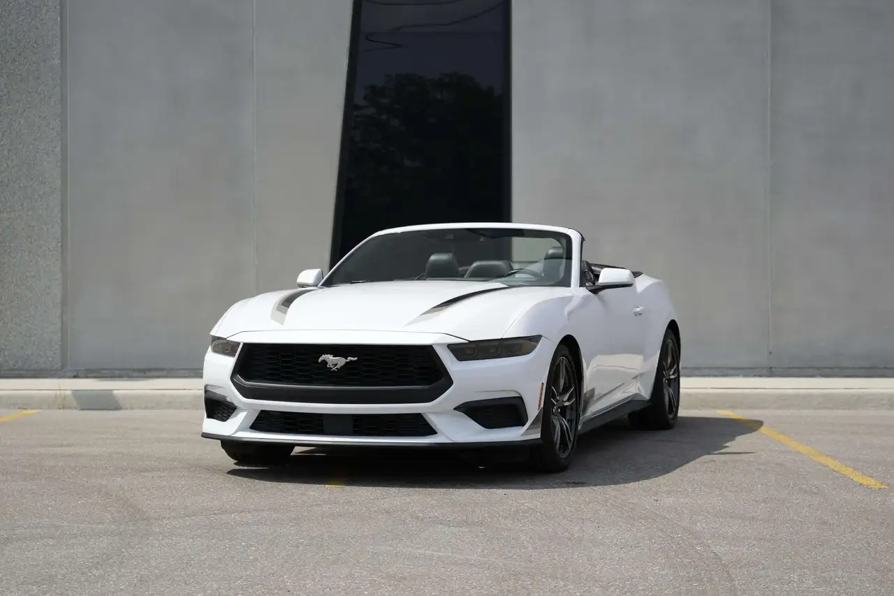 2025 Ford Mustang EcoBoost