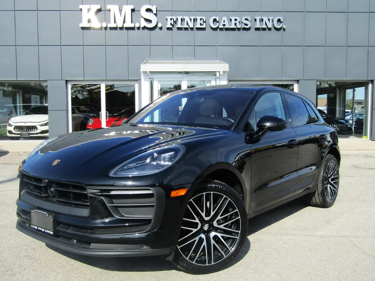 2023 Porsche Macan Turbo