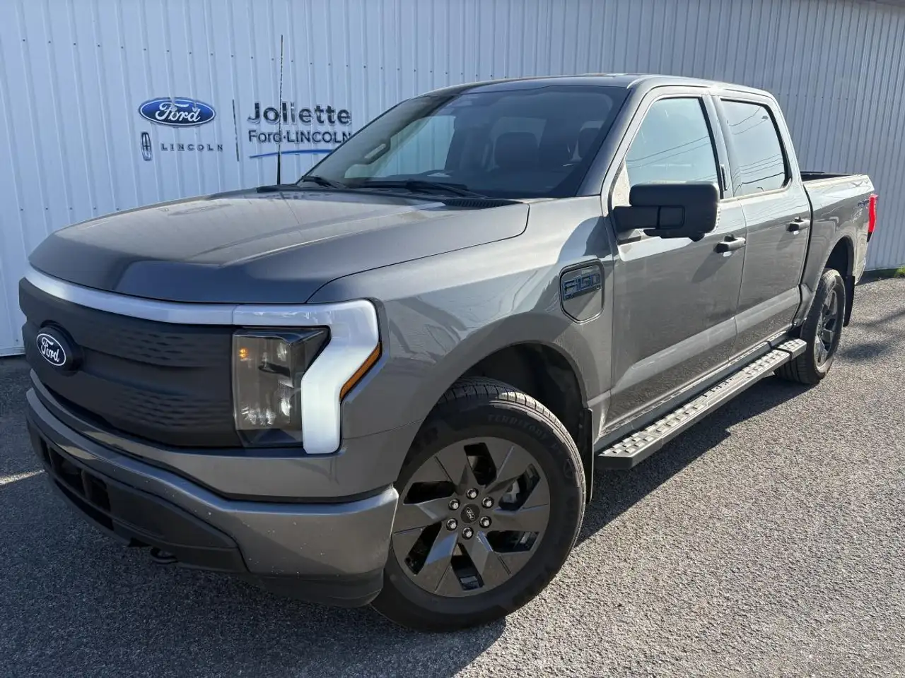 2024 Ford F-150 Lightning