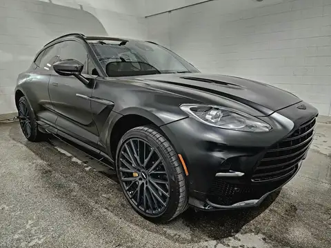 Aston Martin DBX