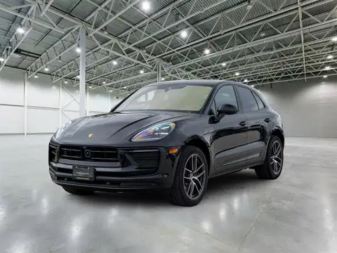 Porsche Macan Base