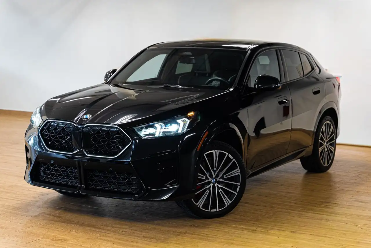 2024 BMW X2 28i