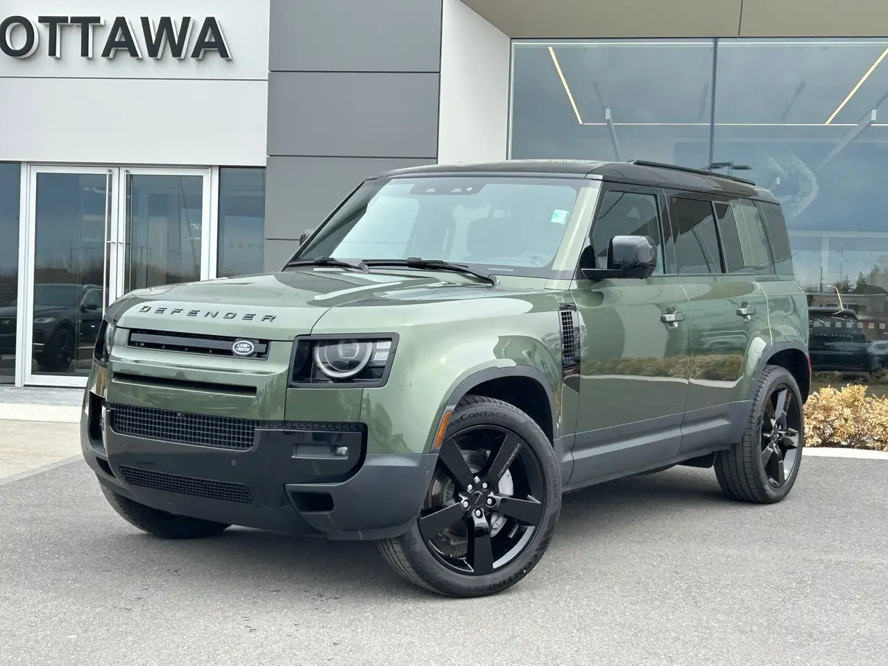 2026 Land Rover Defender S P300