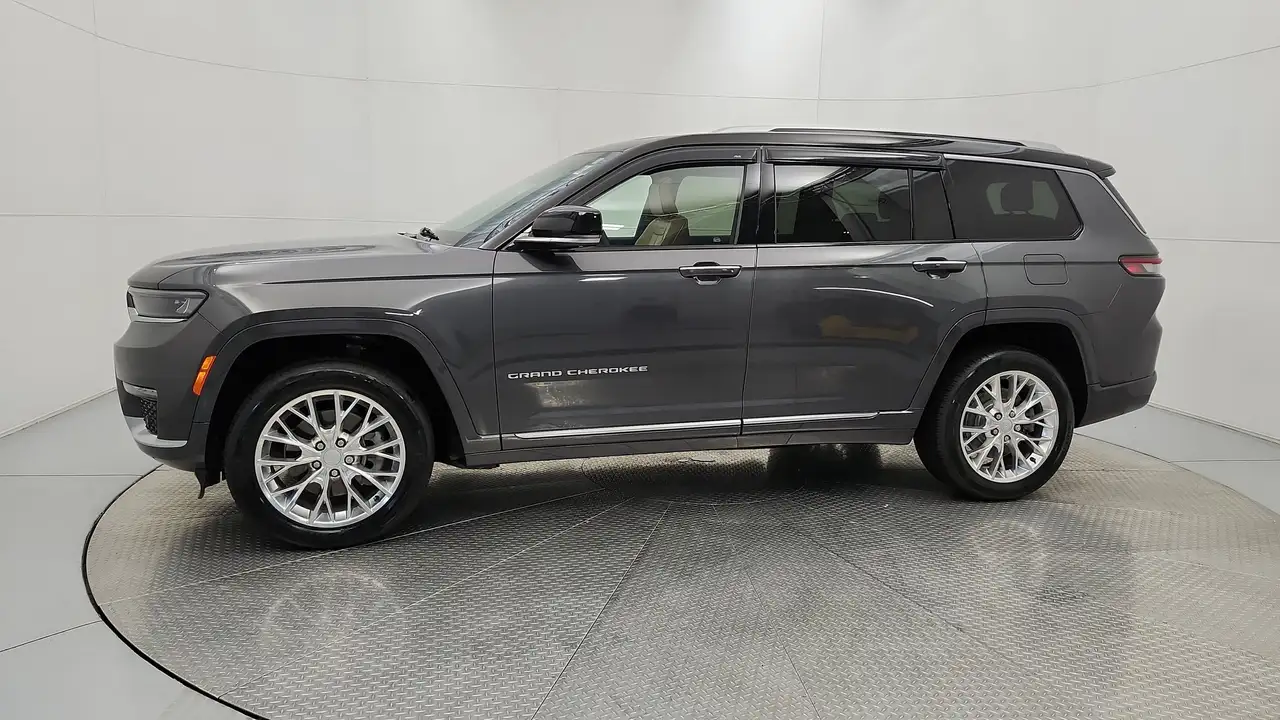 2021 Jeep Grand Cherokee Summit