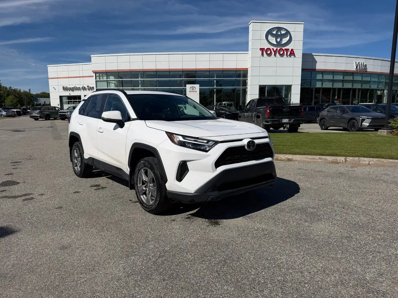 2024 Toyota RAV4 XLE