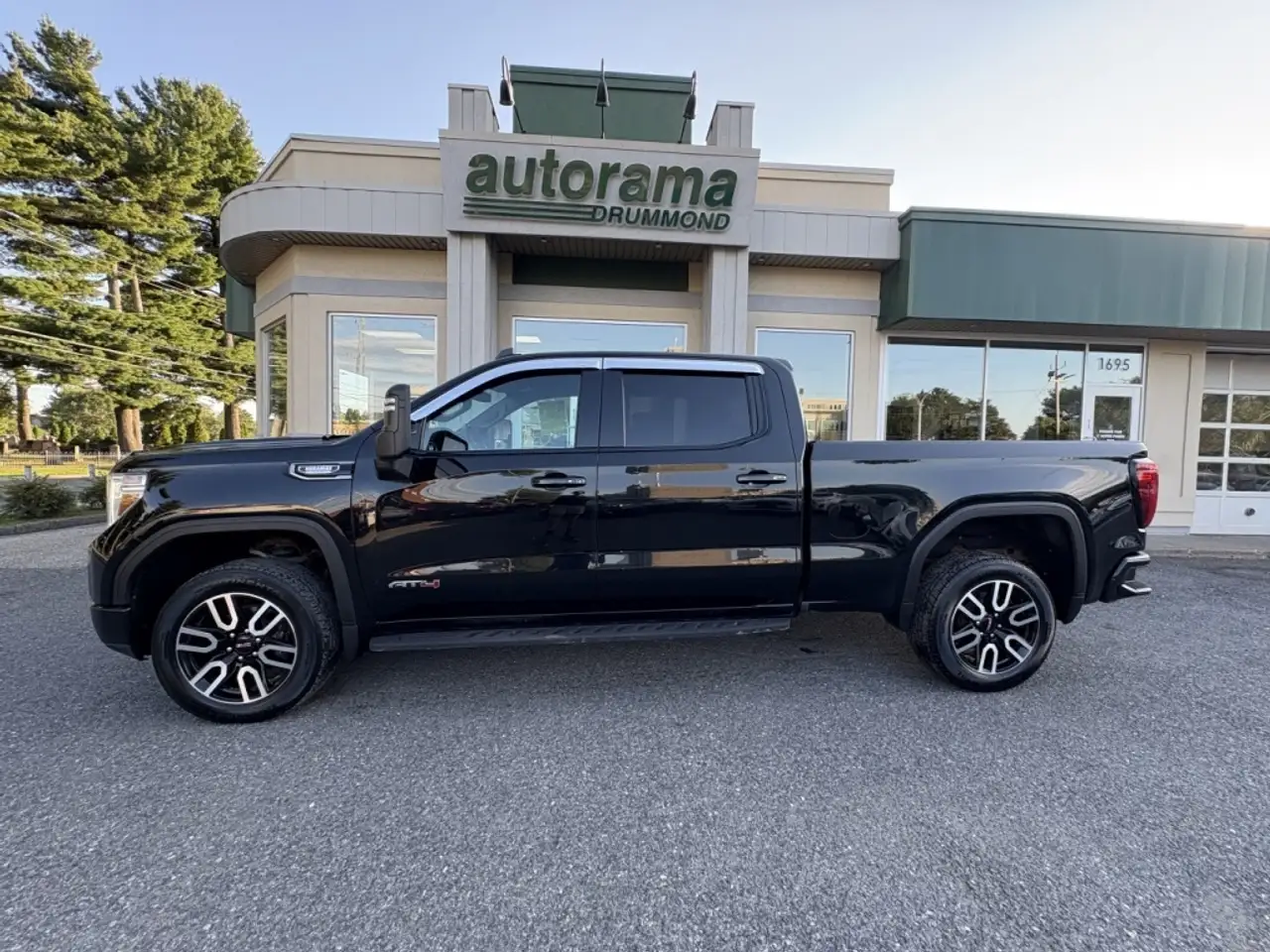 2021 GMC Sierra 1500 AT4