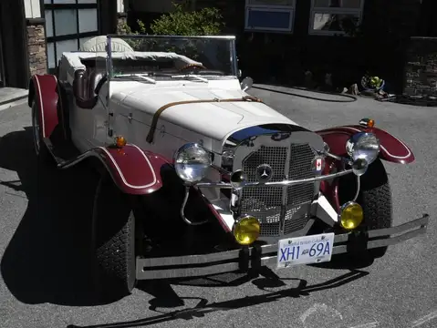 Mercedes-Benz