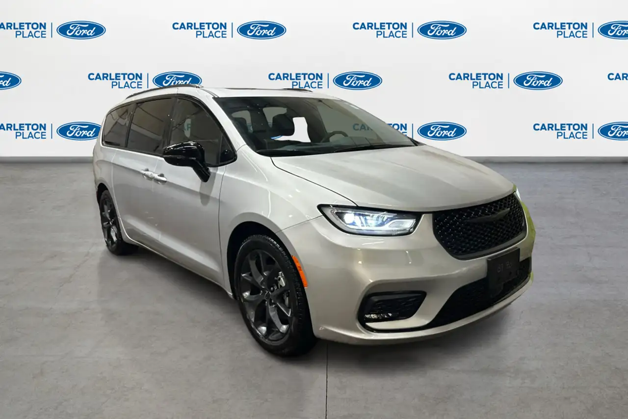 2024 Chrysler Pacifica