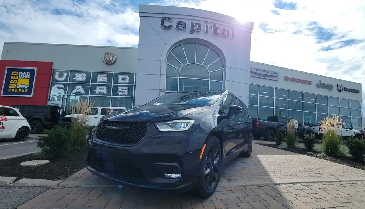 2025 Chrysler Pacifica