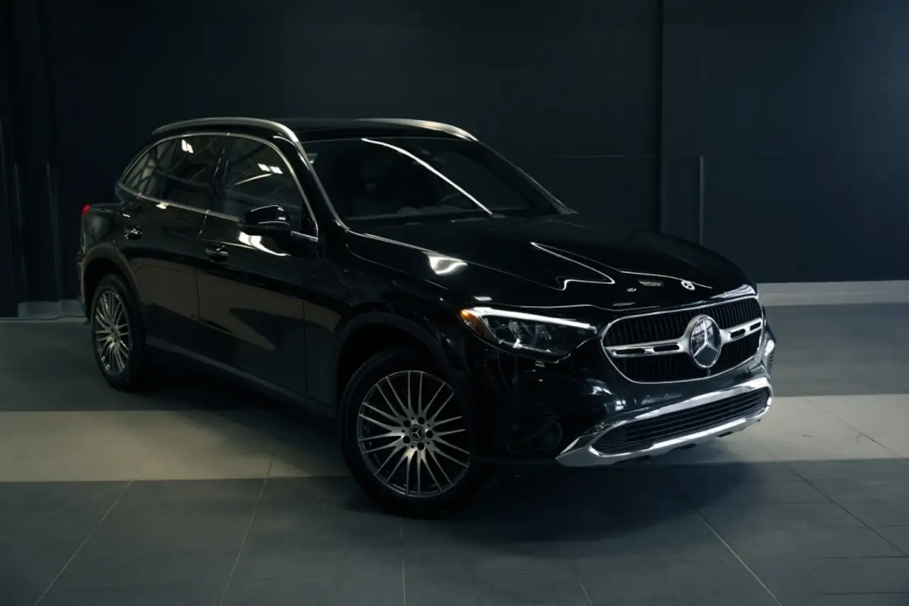 2025 Mercedes-Benz GLC 300