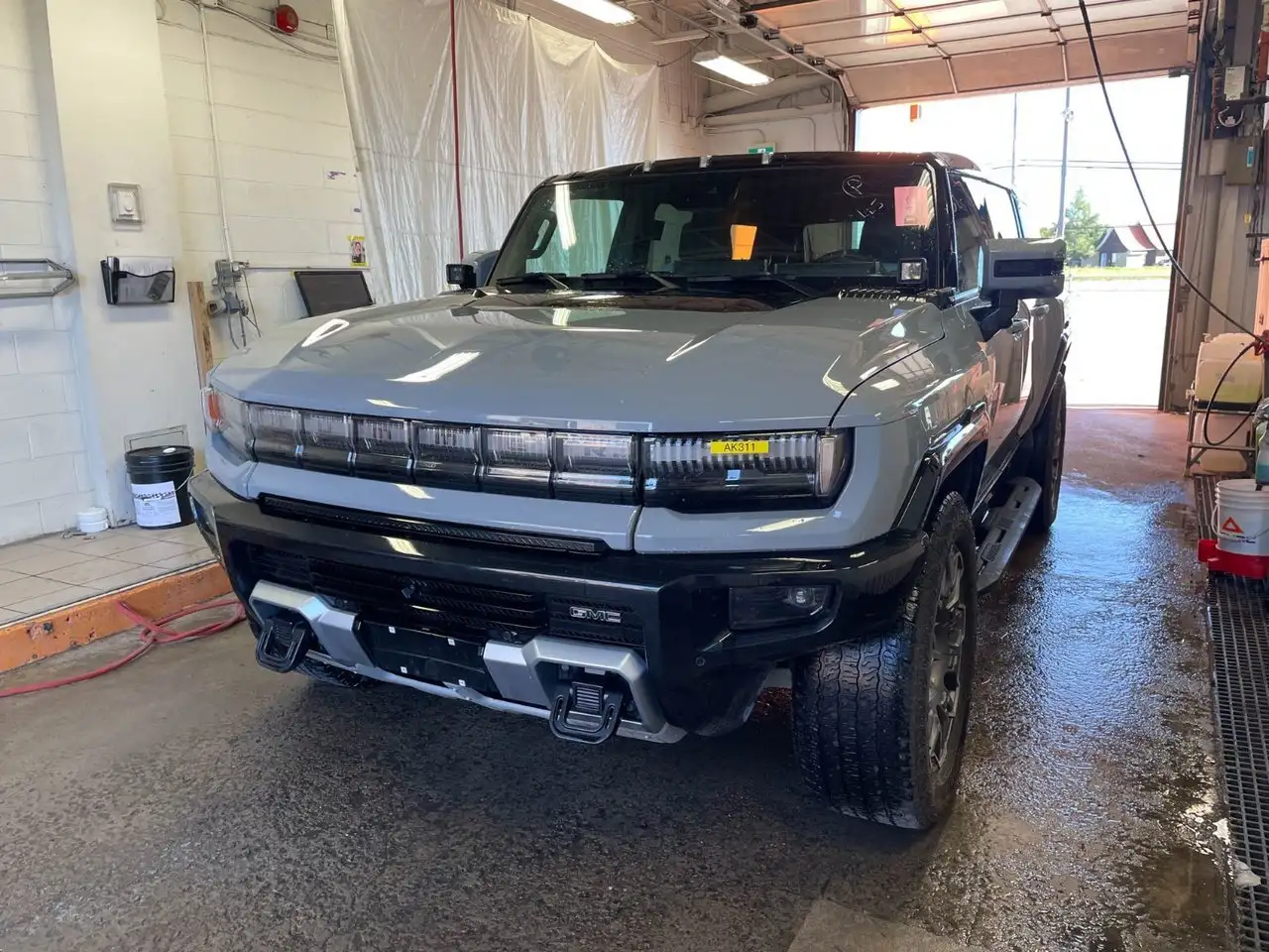 2024 GMC Hummer EV SUV