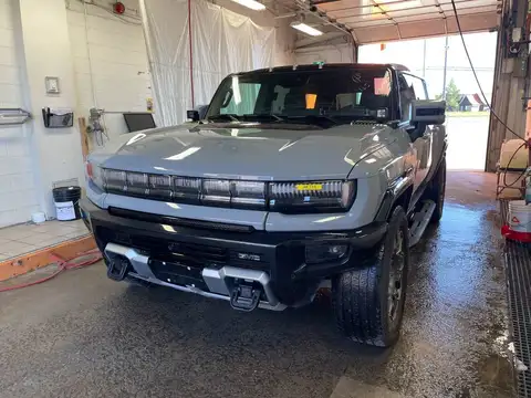 GMC Hummer EV SUV