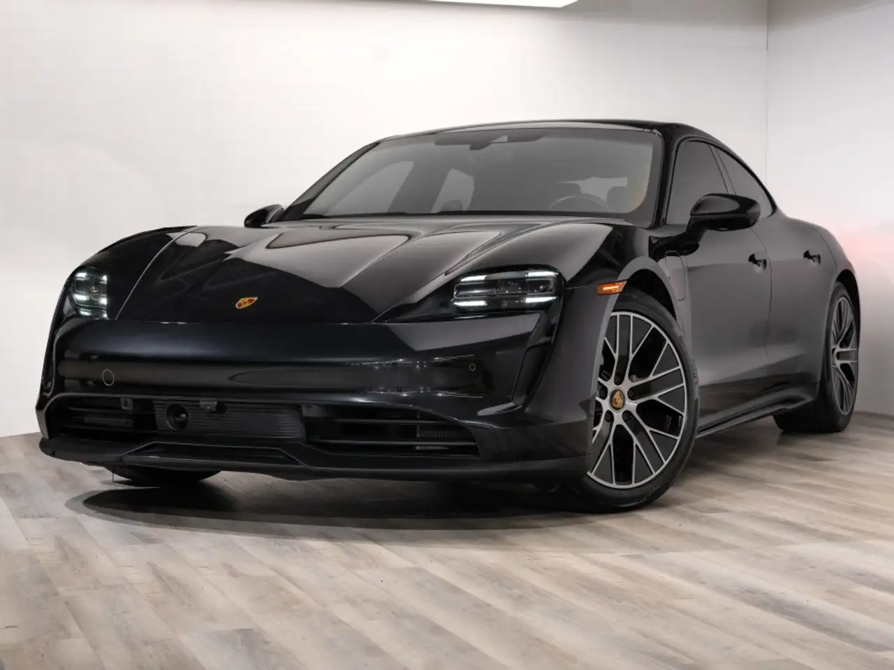 2023 Porsche Taycan
