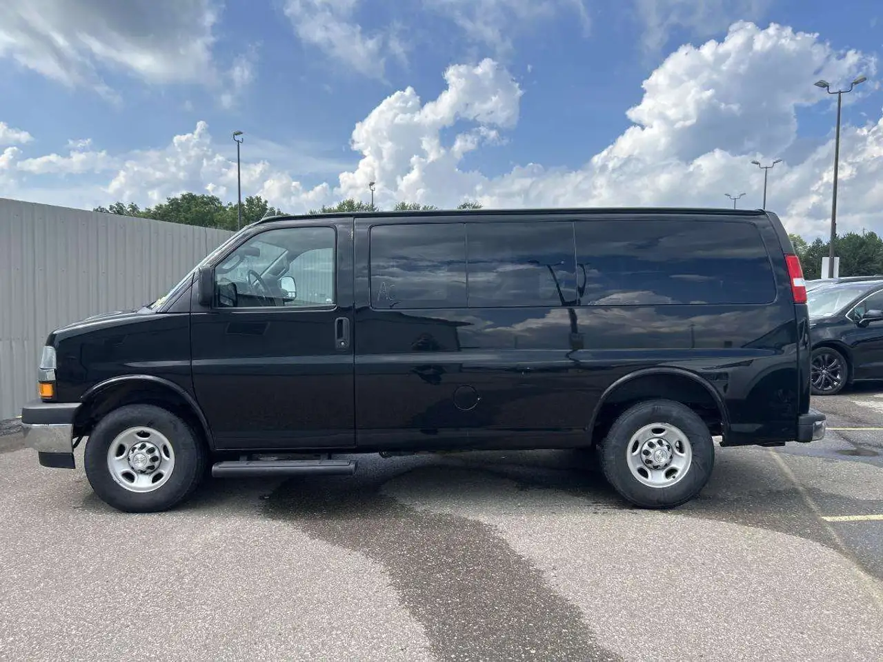 2021 Chevrolet Express Passenger