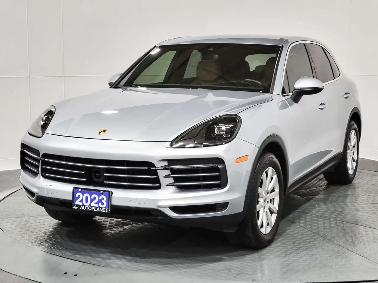 2023 Porsche Cayenne Base