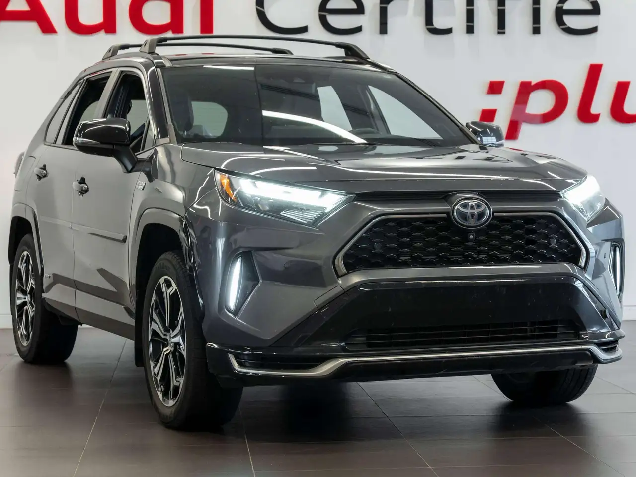 2023 Toyota RAV4 XSE