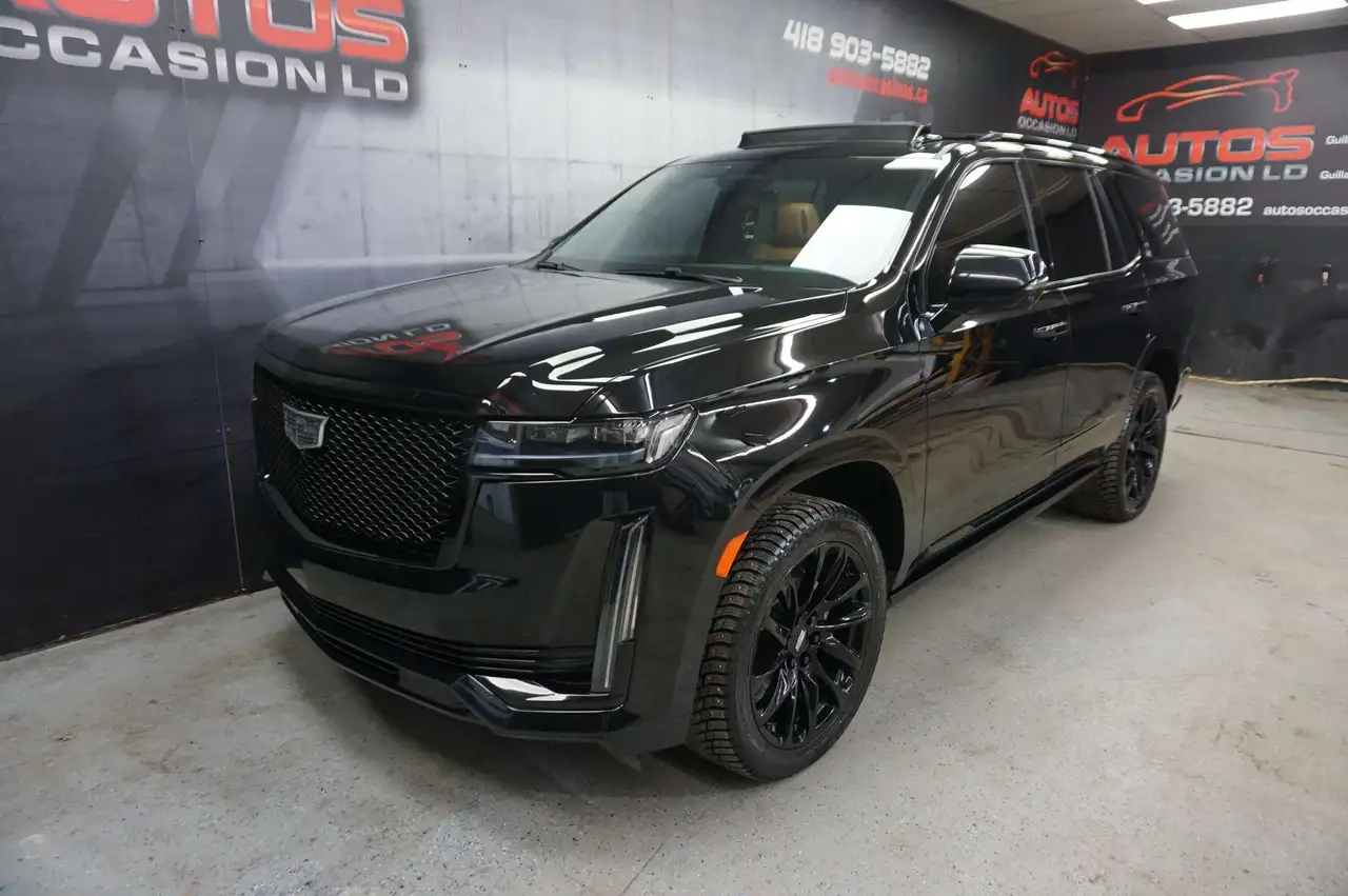 2023 Cadillac Escalade Sport