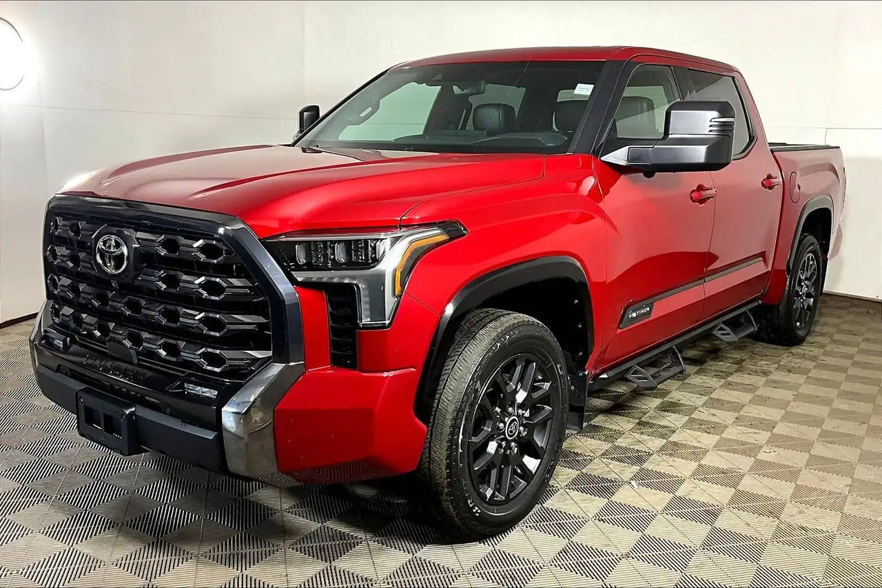 2022 Toyota Tundra Platinum