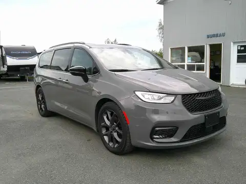 Chrysler Pacifica