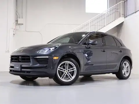 Porsche Macan Base