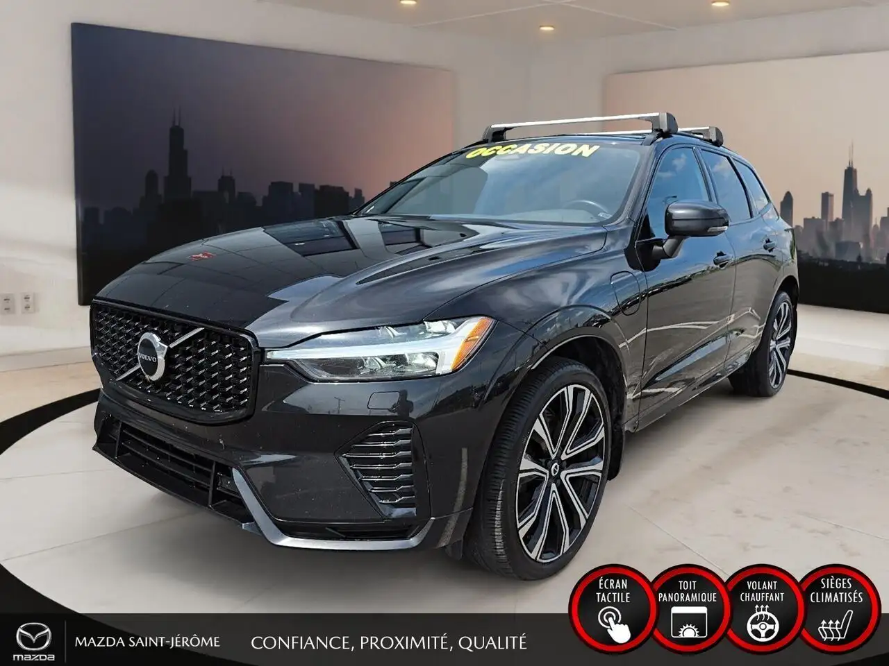 2022 Volvo XC60 R-Design