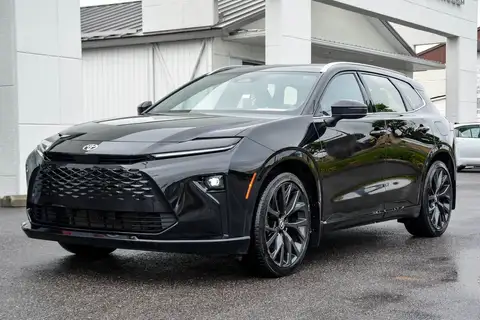 Toyota Crown Signia