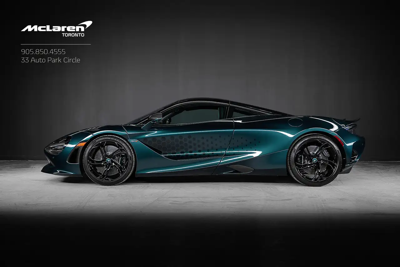 2024 McLaren 750