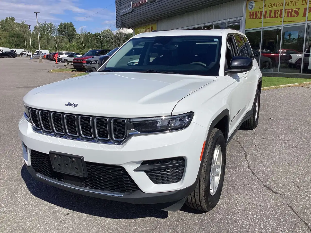2023 Jeep Grand Cherokee Laredo