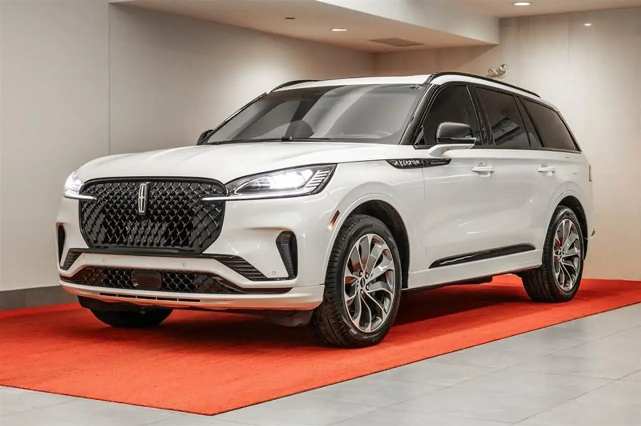 2025 Lincoln Aviator Premiere
