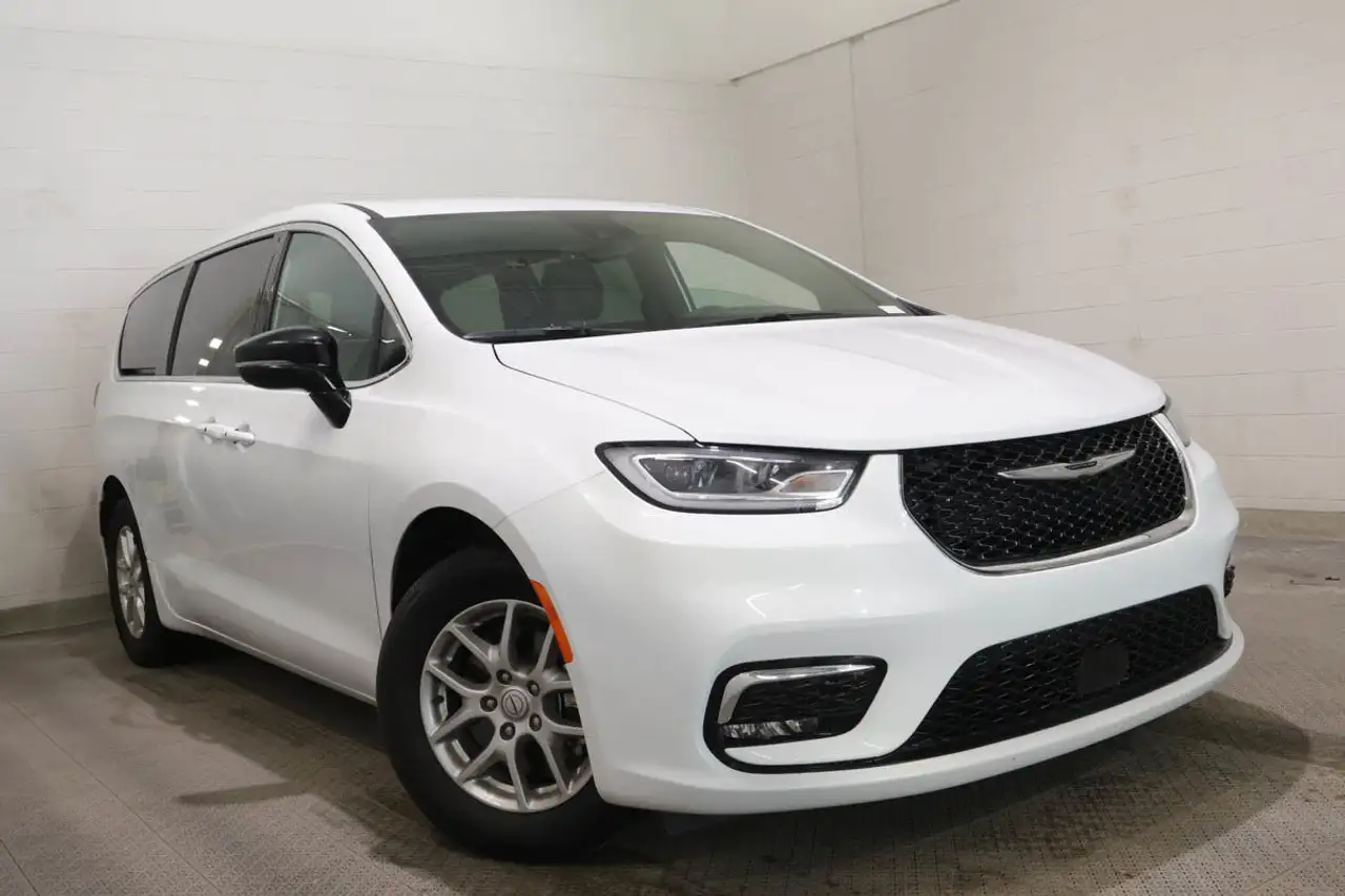 2025 Chrysler Pacifica