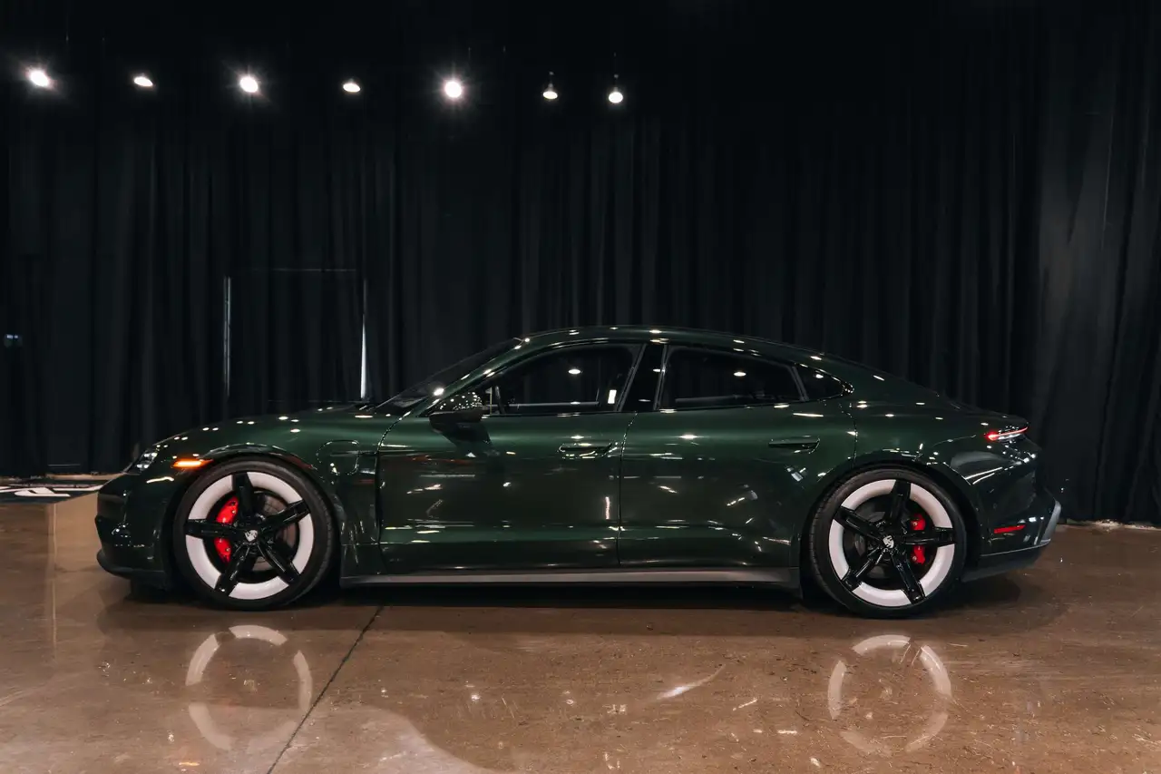 2025 Porsche Taycan