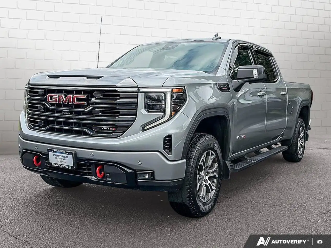 2024 GMC Sierra 1500 AT4