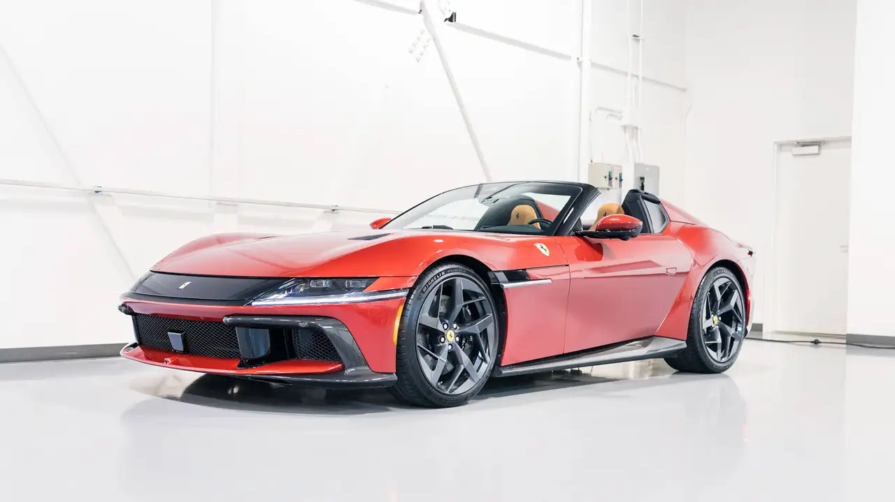 2025 Ferrari 12 Cilindri