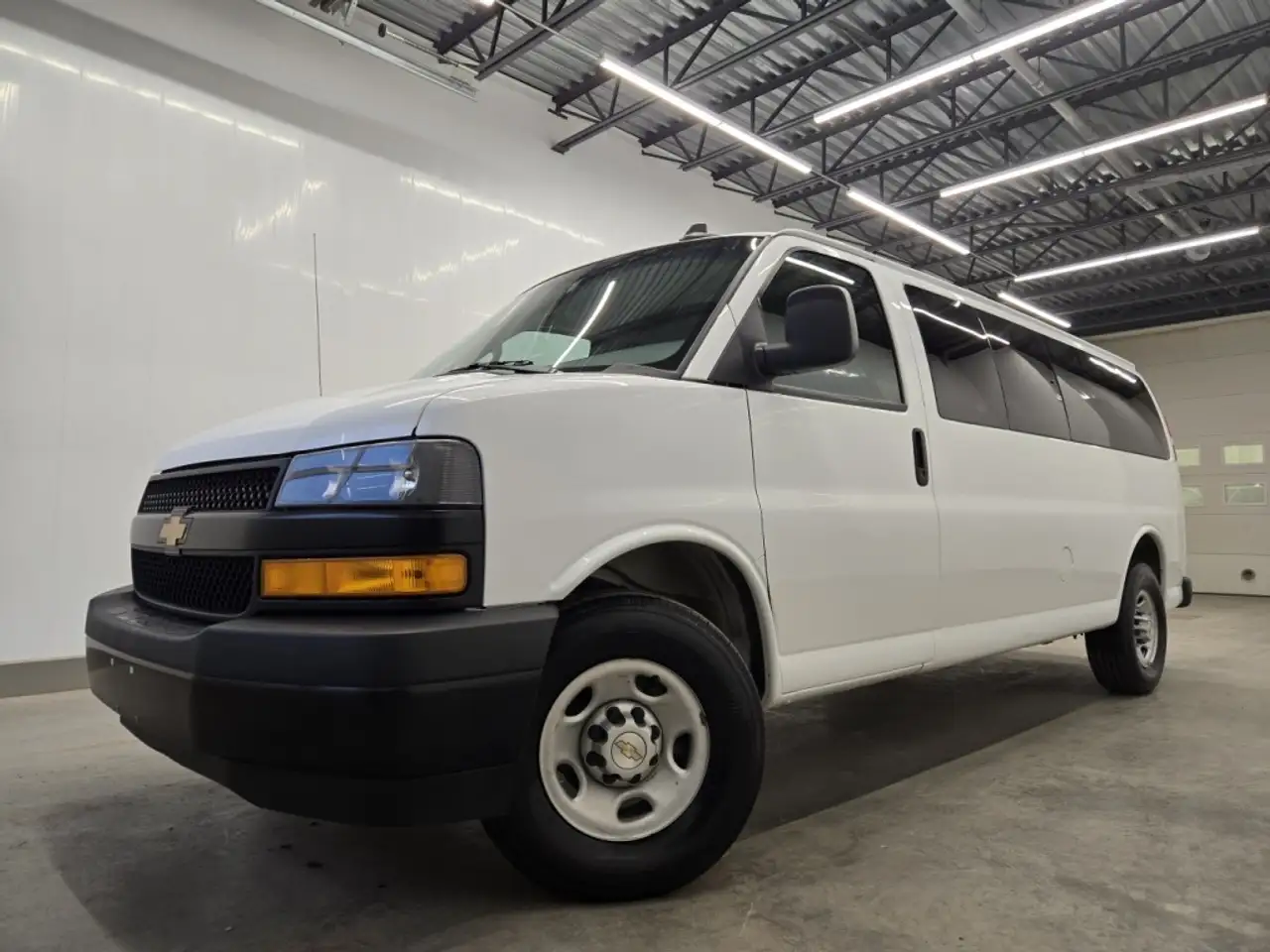 2024 Chevrolet Express Passenger