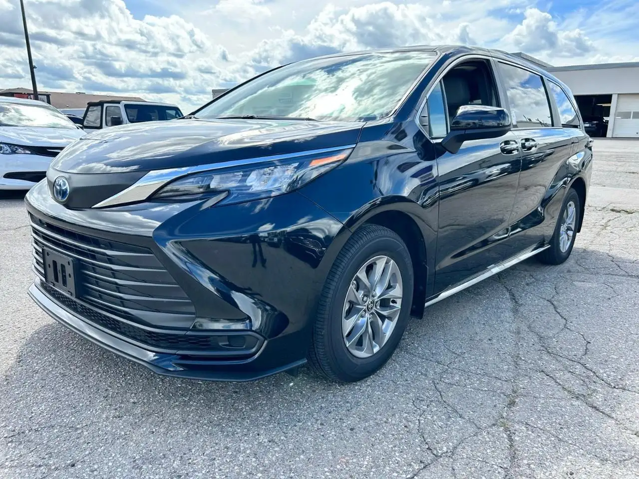 2025 Toyota Sienna
