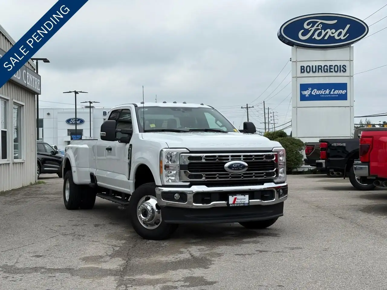 2023 Ford F-350 Super Duty XLT