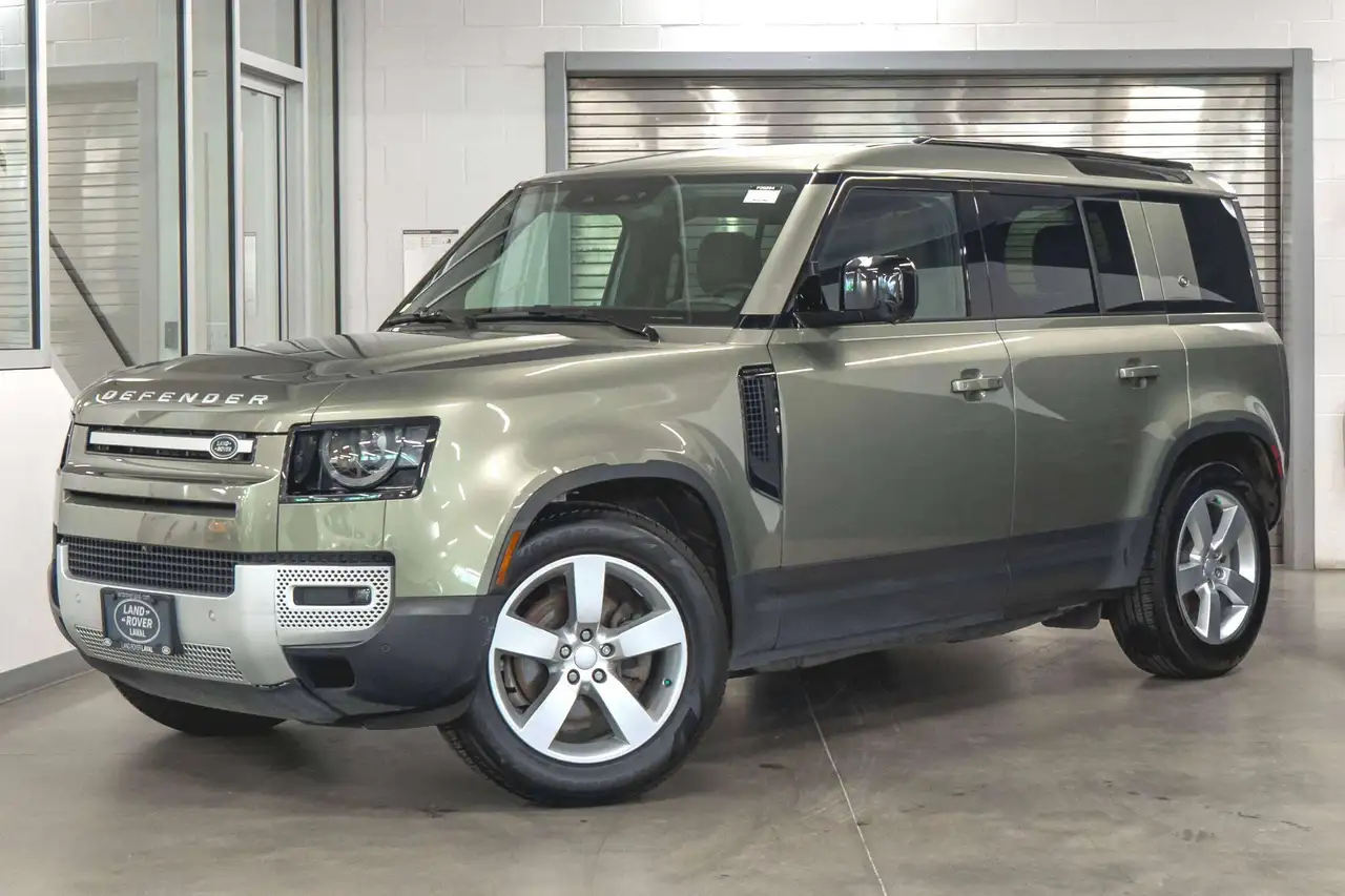 2024 Land Rover Defender S P300