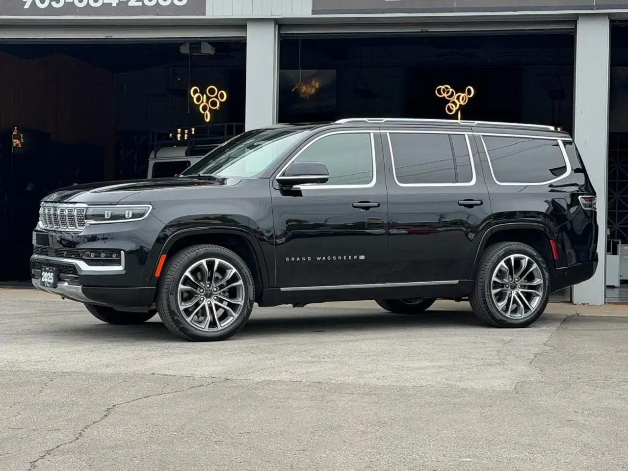 2025 Jeep Grand Wagoneer
