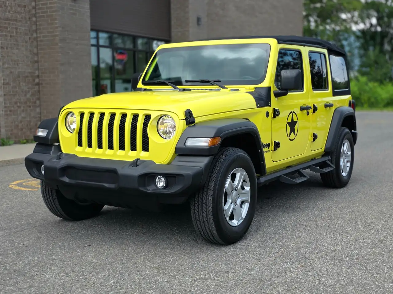 2022 Jeep Wrangler Sport S