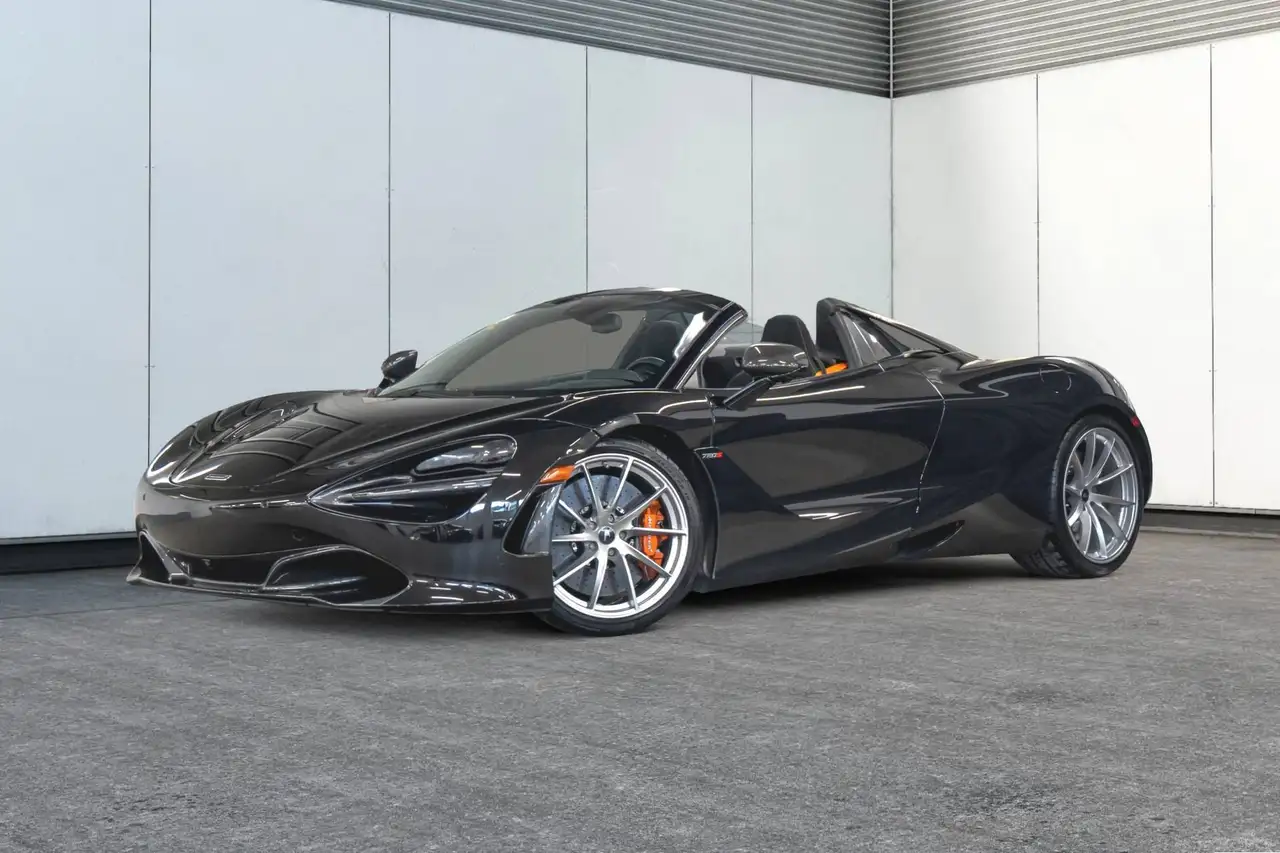 2021 McLaren 720