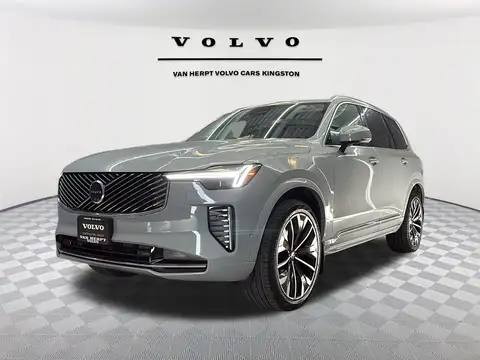 Volvo XC90 Plus