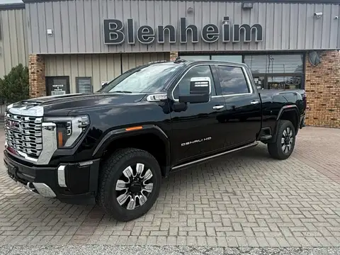 GMC Sierra 2500HD Denali