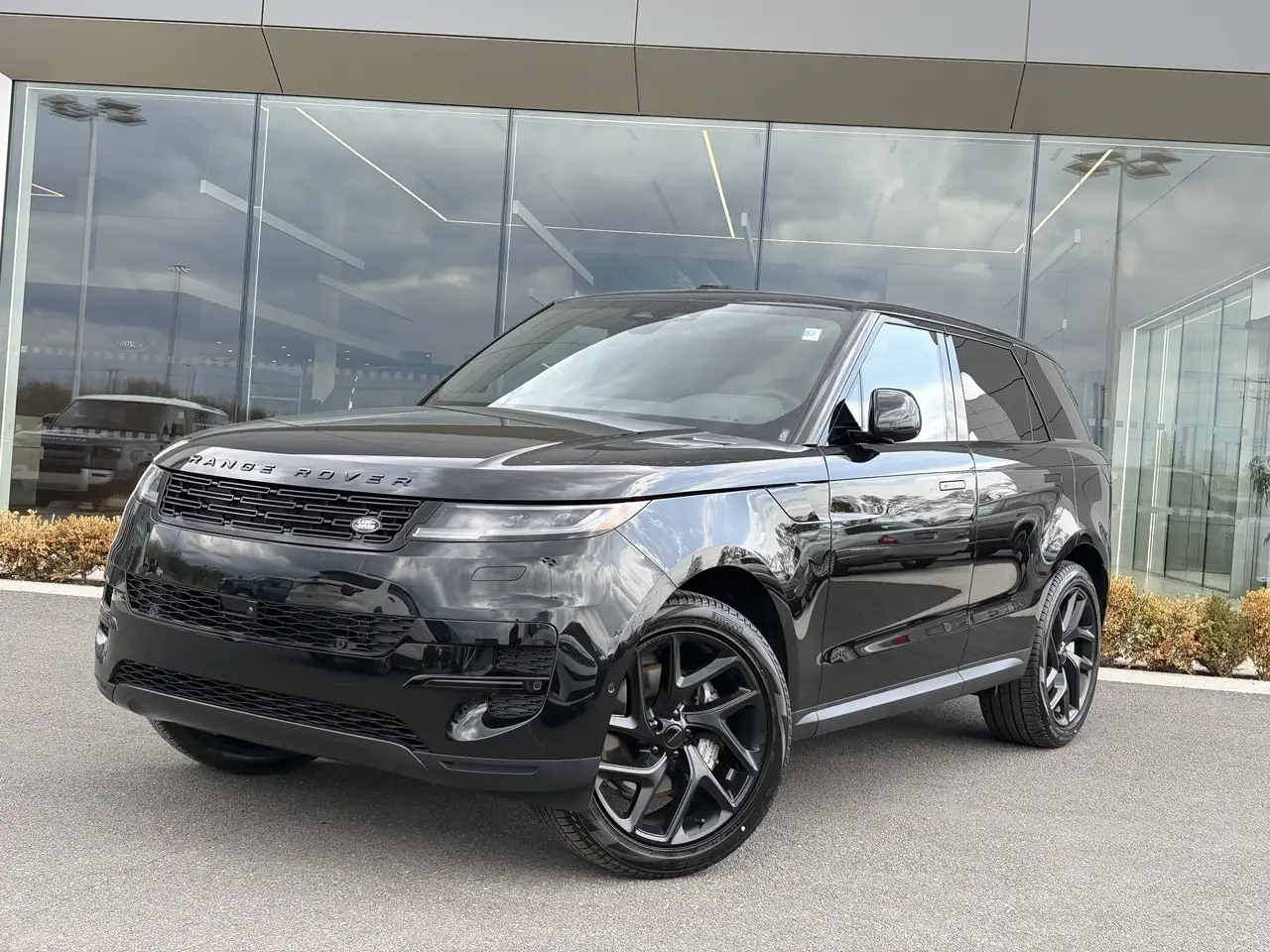 2026 Land Rover Range Rover Sport S P360