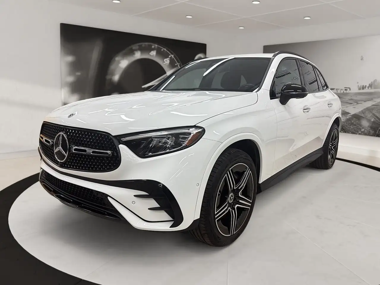 2026 Mercedes-Benz GLC 300