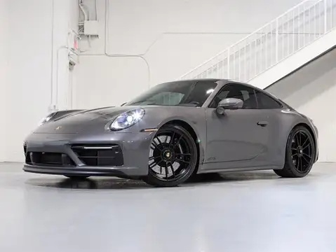 Porsche 911 Carrera GTS