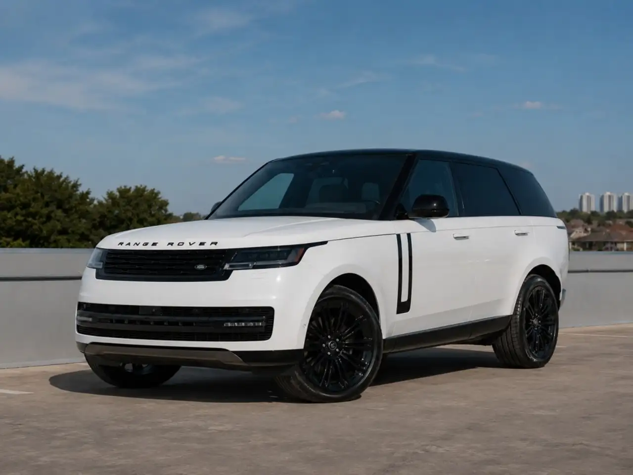 2023 Land Rover Range Rover SE P530